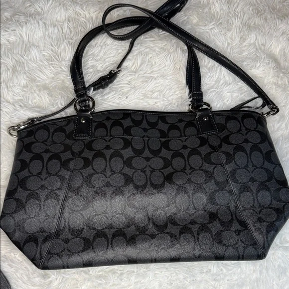 Coach Black Signature Tote Bag - Picture 2 of 6